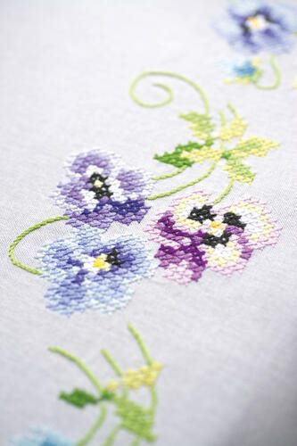 Vervaco Tablecloth Kit Pretty pansies Carousel 1