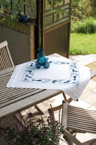 Vervaco Tablecloth Kit Cheerful cats Carousel 2
