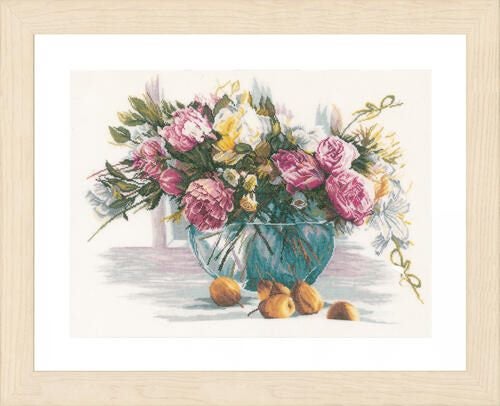 Lanarte Cross Stitch Kit - Flowers (on Linen) Carousel 1