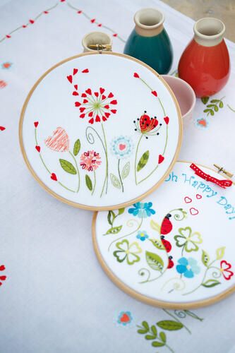 Vervaco Embroidery kit with ring Oh happy day Carousel 2