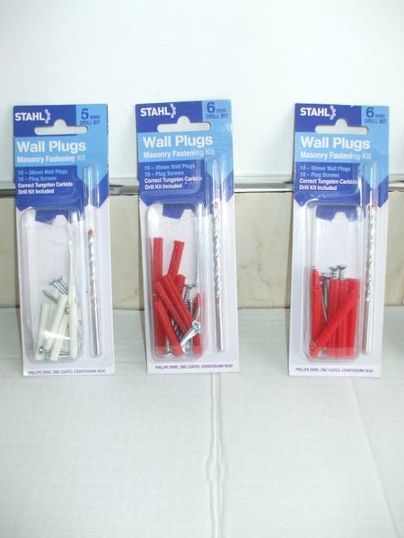 95% OFF, 7 Different Sizes of STAHL Masonry Fastening Kit (Wall Plugs+Screw+Bit) Carousel 2