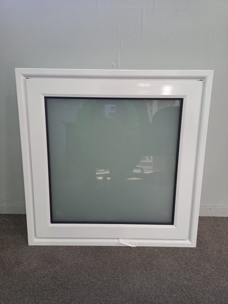 *NEW WHITE ALUMINIUM DOUBLE GLAZED WINDOW:600HX600W Carousel 1