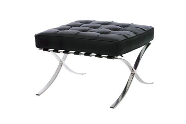 Barcelona ottoman -Black leather Carousel 1