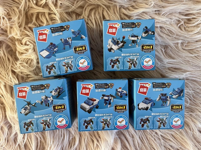 3 in 1 Trans-Collector - Police Force Set Carousel 2