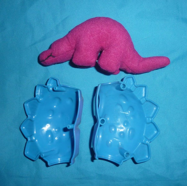 Mighty Dinos toy, Stegosaurus (McDonalds 1997), out-of-packet Carousel 2