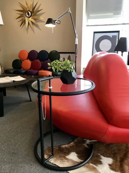 EILEEN GRAY ADJUSTABLE TABLE (BLACK) Carousel 8