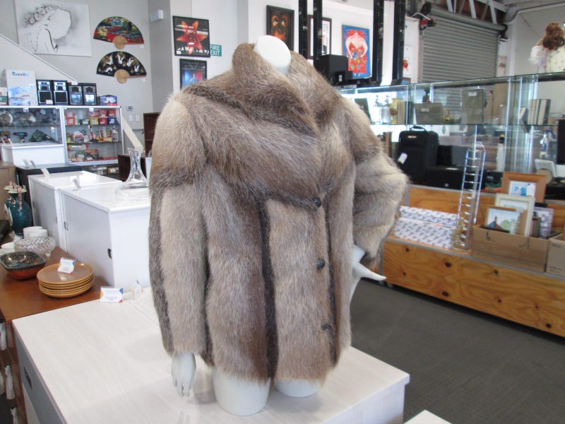 Nutria Full Pelt Fur Coat - Size 10-12 Carousel 1