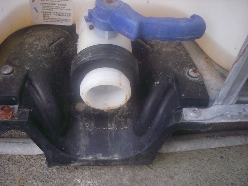 1000 litre IBC water tank for the garden Carousel 4