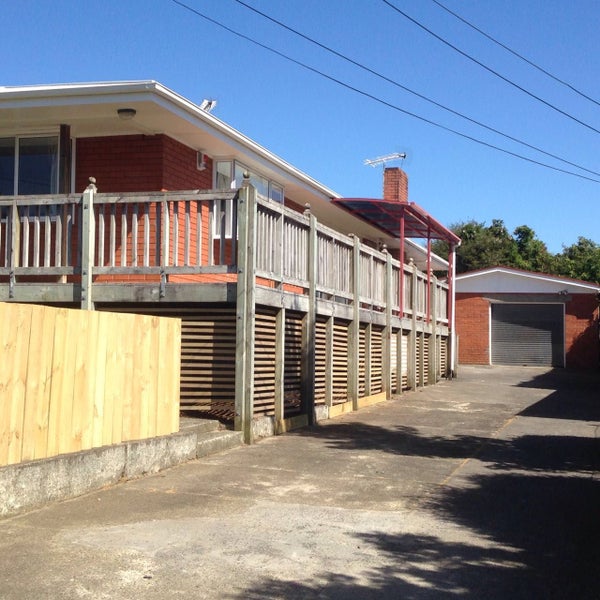 Manurewa East, 6+ bedrooms64248946031107113