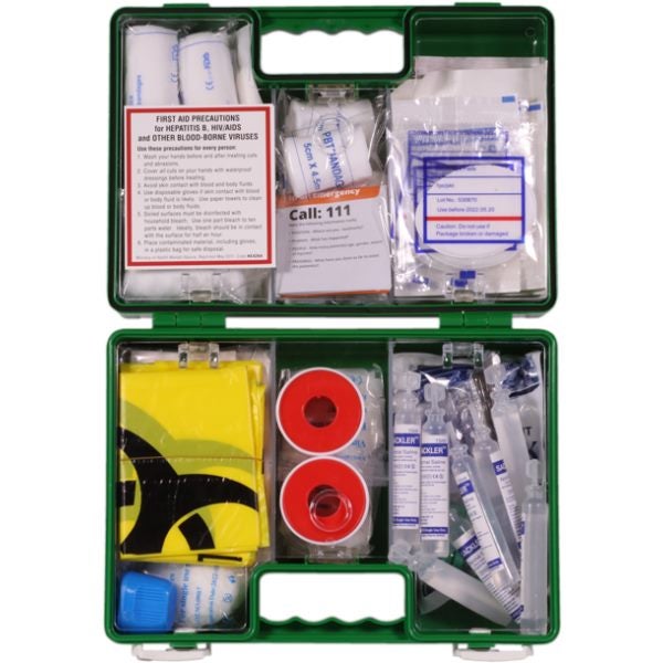 IN2SAFE 1-5 Person First Aid Kit - Plastic Box Carousel 6