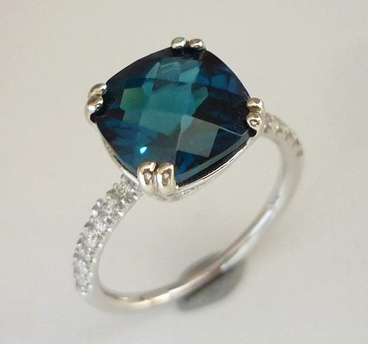 2.75CT BLUE COLOUR STONE & DIAMOND 14K SOLID WHITE GOLD RING Carousel 1