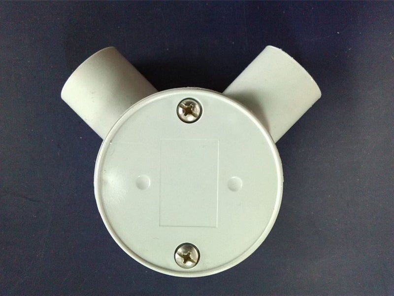 Two Way Shallow Junction Box 25mm Angle Carousel 1