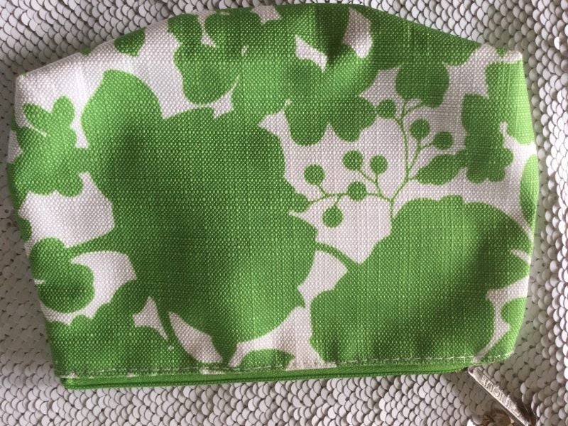 Gift CLINIQUE Paris Designer Peony Sapphire French Leaf Missoni Makeup Bag Carousel 2