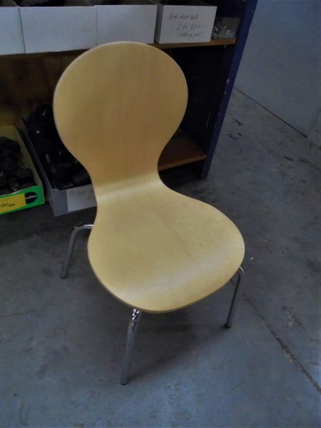 Agile plywood kids chair Seat height 265mm Carousel 1