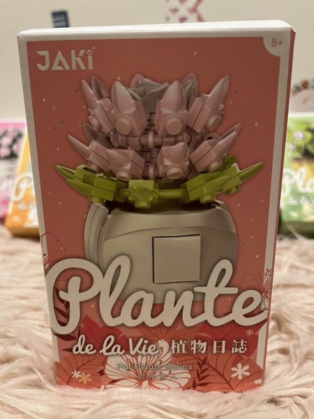 Jaki Plante "Pot Plants Series" JK2710-10 Carousel 1