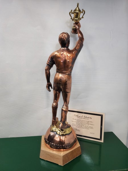 1995 RUGBY WORLD CUP COMMEMORATIVE STATUE63002381937537112