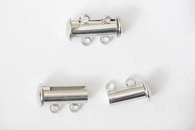 A SECURE BRIGHT SILVER 2 STRAND CLASP Carousel 1