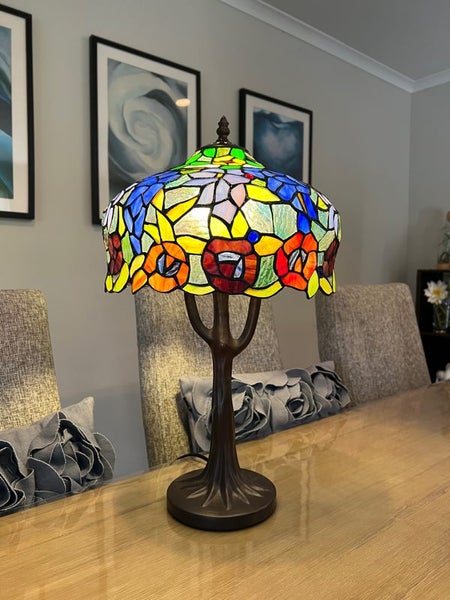 New Design Handmade Tiffany Table Lamp Carousel 9