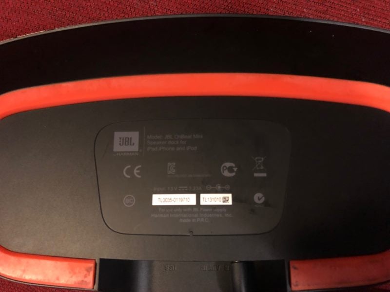 Speaker Charging dock for iPhone and iPad (JBL) - lightning port Carousel 4