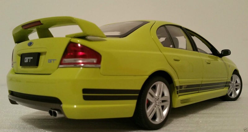 1/18 FPV BA GT Sedan Citric Acid Carousel 2