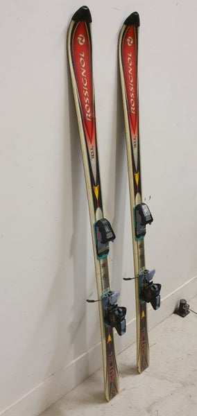160 CM ROSSIGNOL CUT 10.4 SKIS Carousel 2