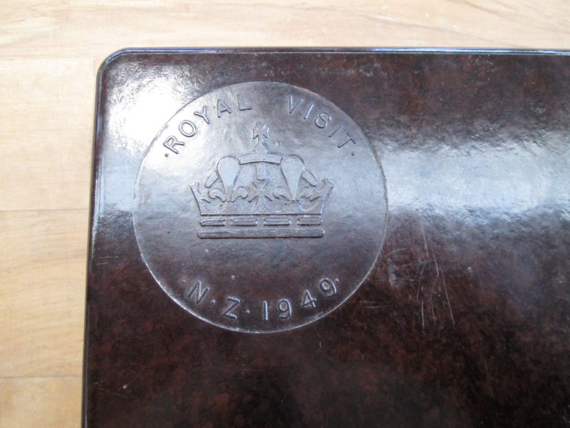 1949 Royal Visit New Zealand Bakelite Box Carousel 2