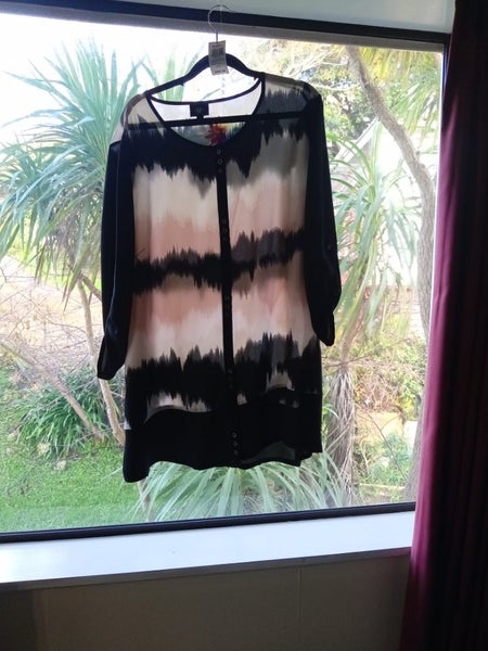 Shirt Carousel 4