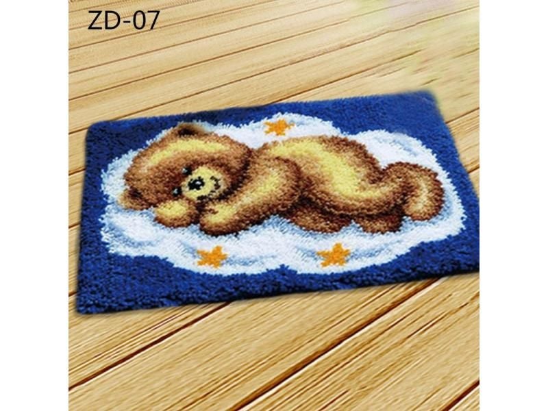 NUBECOM Cartoon Bear DIY Segment Embroidery Materials Latch Hook Carpet Carousel 1