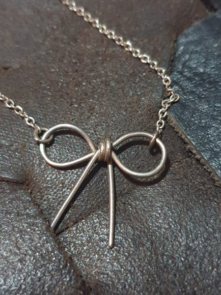 Vintage Sterling Silver Bow Pendant Necklace Carousel 2