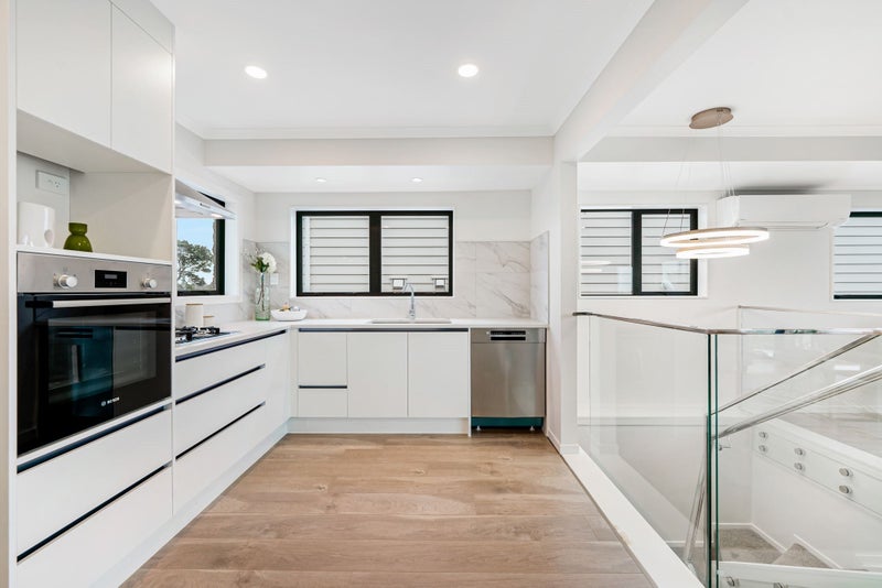 Modern kitchen+Laundry with engineering stone top Carousel 2