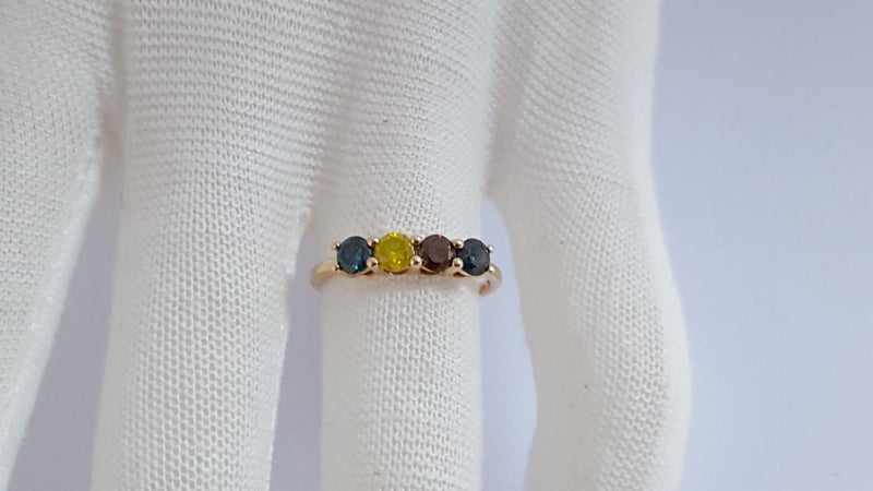 Stunning 9ct Gold 0.60 CT Rare Coloured Diamond Ring Carousel 5