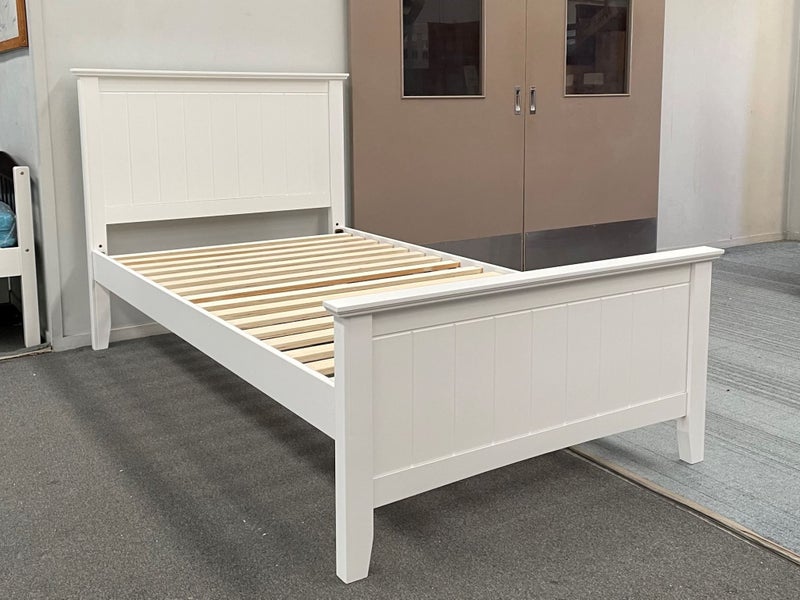 Eddie King Single Bed Solid Hardwood White Malaysian Made Carousel 1