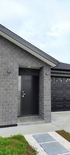 Brand New aluminium front door Carousel 2