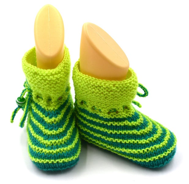 100% merino, Hand knitted Baby Booties, Green colour Carousel 1
