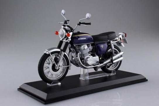 Aoshima 1:12 3-10659 Honda CB750Four - Purple Carousel 1