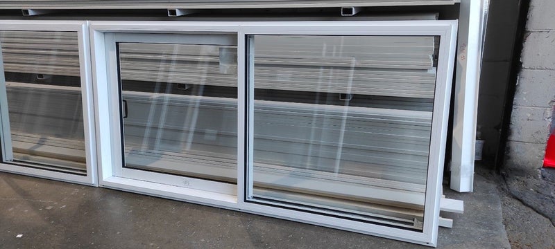 Brand new aluminium sliding window - Arctic White Carousel 1
