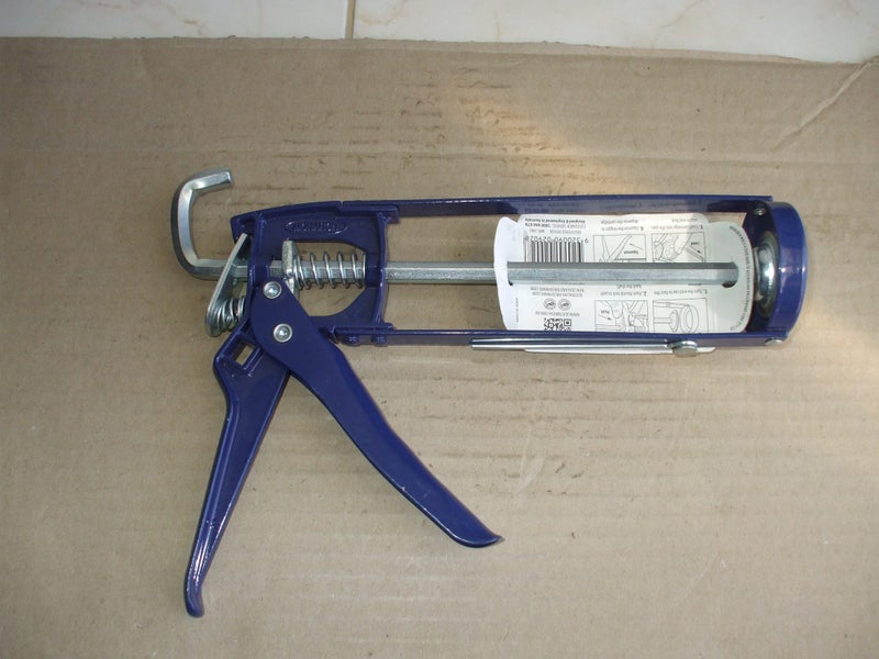 Sup Cheap Mini Skeleton Caulking Gun (Dripless, Inbuilt cartridge opener) Only 2 Carousel 2