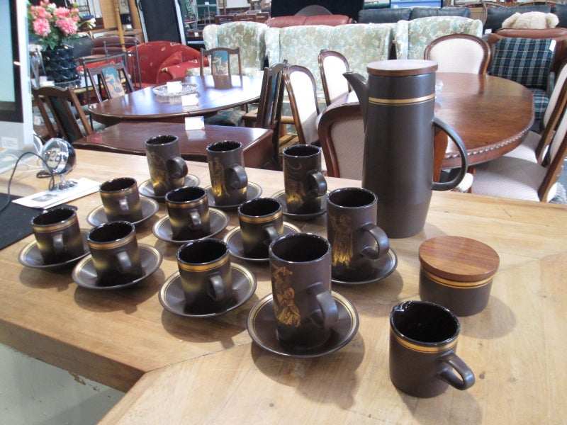 PURBECK Pottery 25pc "Medieval Pursuits" Coffee Set Carousel 2