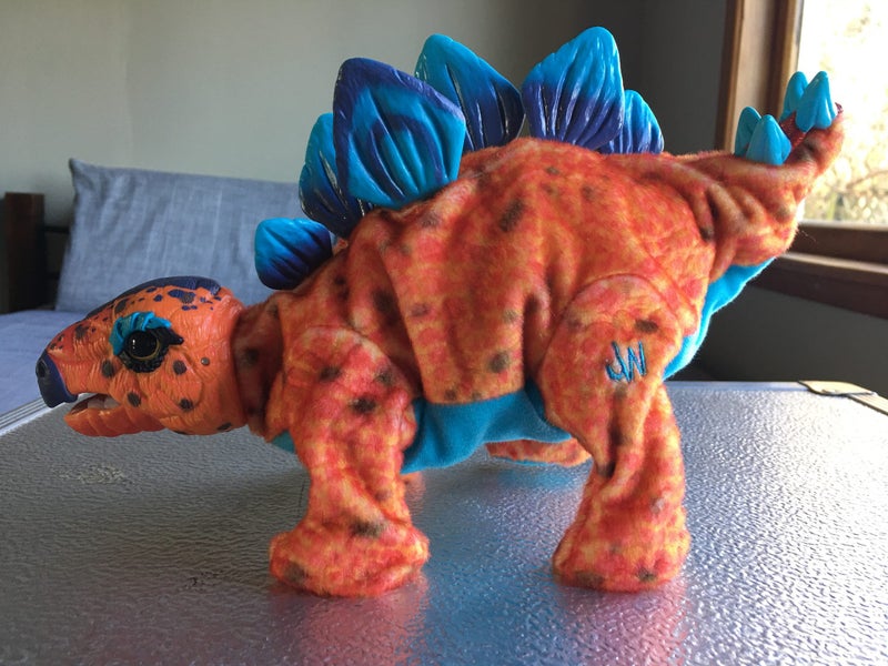 Jurassic World Stomper Stegosaurus Animatronic Plush Carousel 1