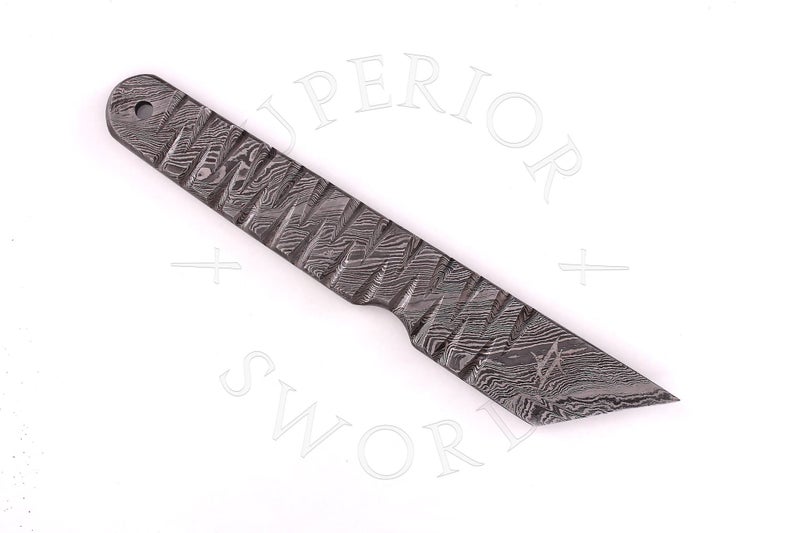 Tora II - Kiridashi Carousel 1