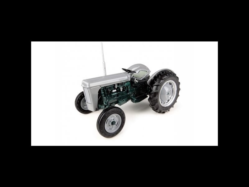 1/32 Ferguson TO 35 Carousel 1