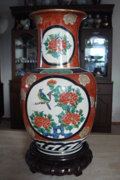 Antique Meiji Period Imari Vase Signed Carousel 1