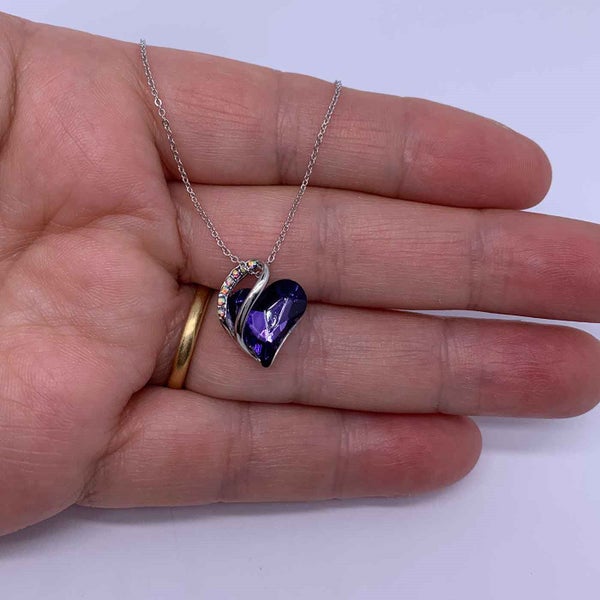 Silver Necklace with Crystal Heart Pendant "Margaritte" (Deep Purple) Carousel 2