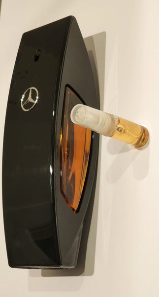 Mercedes Benz Club Black EDT Sample Carousel 1