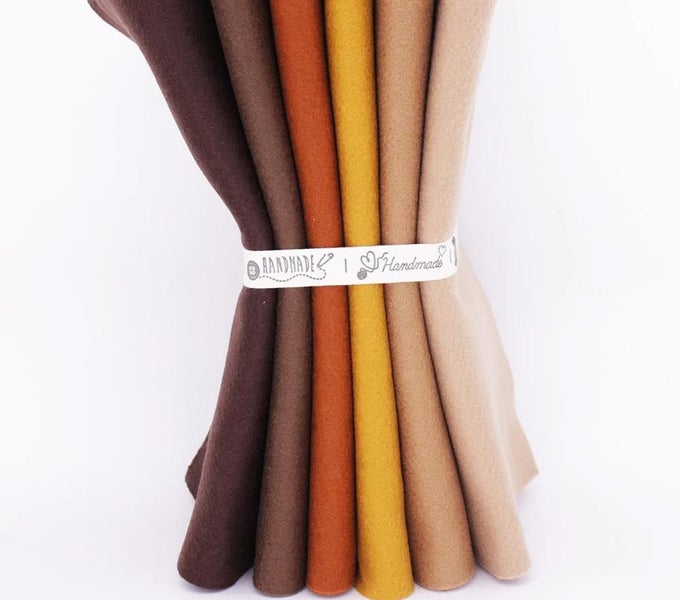 CMCYILING Brown Soft Felt Fabric For Needlework DIY Sewing Dolls Crafts/P CHK177 Carousel 1