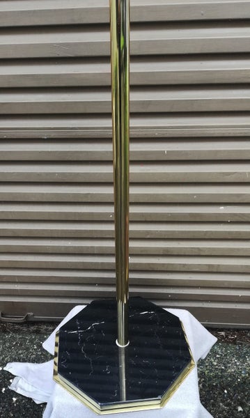 Base and Stand for Mannequin Torso Carousel 2