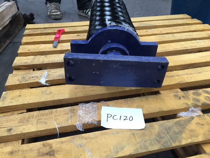 Track Adjuster for Komatsu PC120 part no: 203-30-42242 / 203-30-66250 / PV3120 Carousel 9