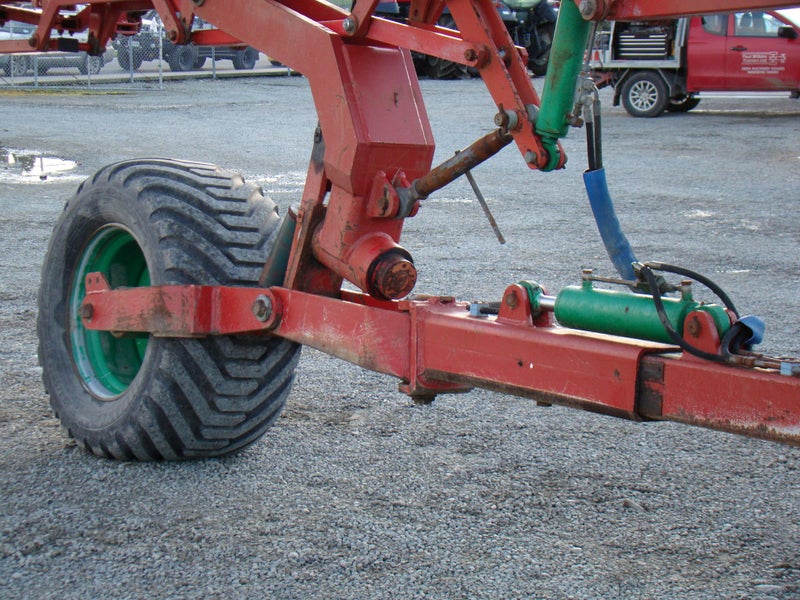 Ovlac Plough 7 Furrow (6+1) Reversible Carousel 6