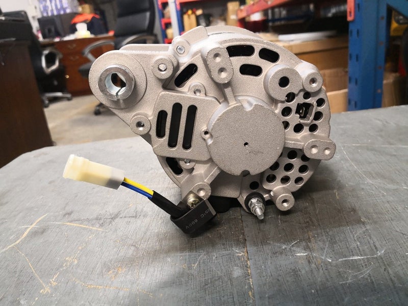 alternator for CAT E200B with S6K Engine 28V 35A part no: ME070120 Carousel 6