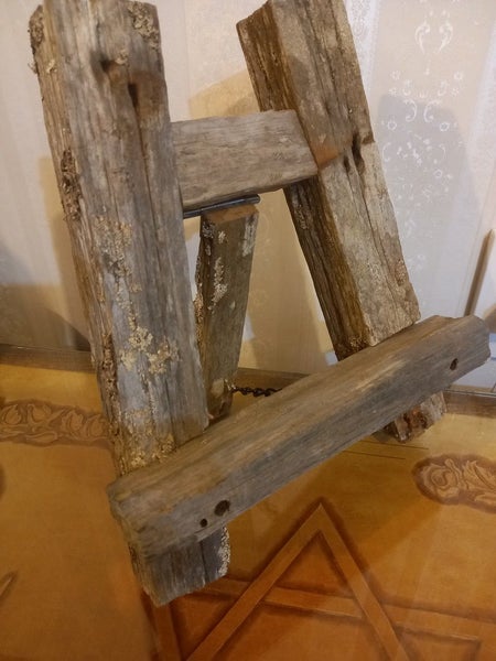 MINI RECYCLED TOTARA EASEL Carousel 2